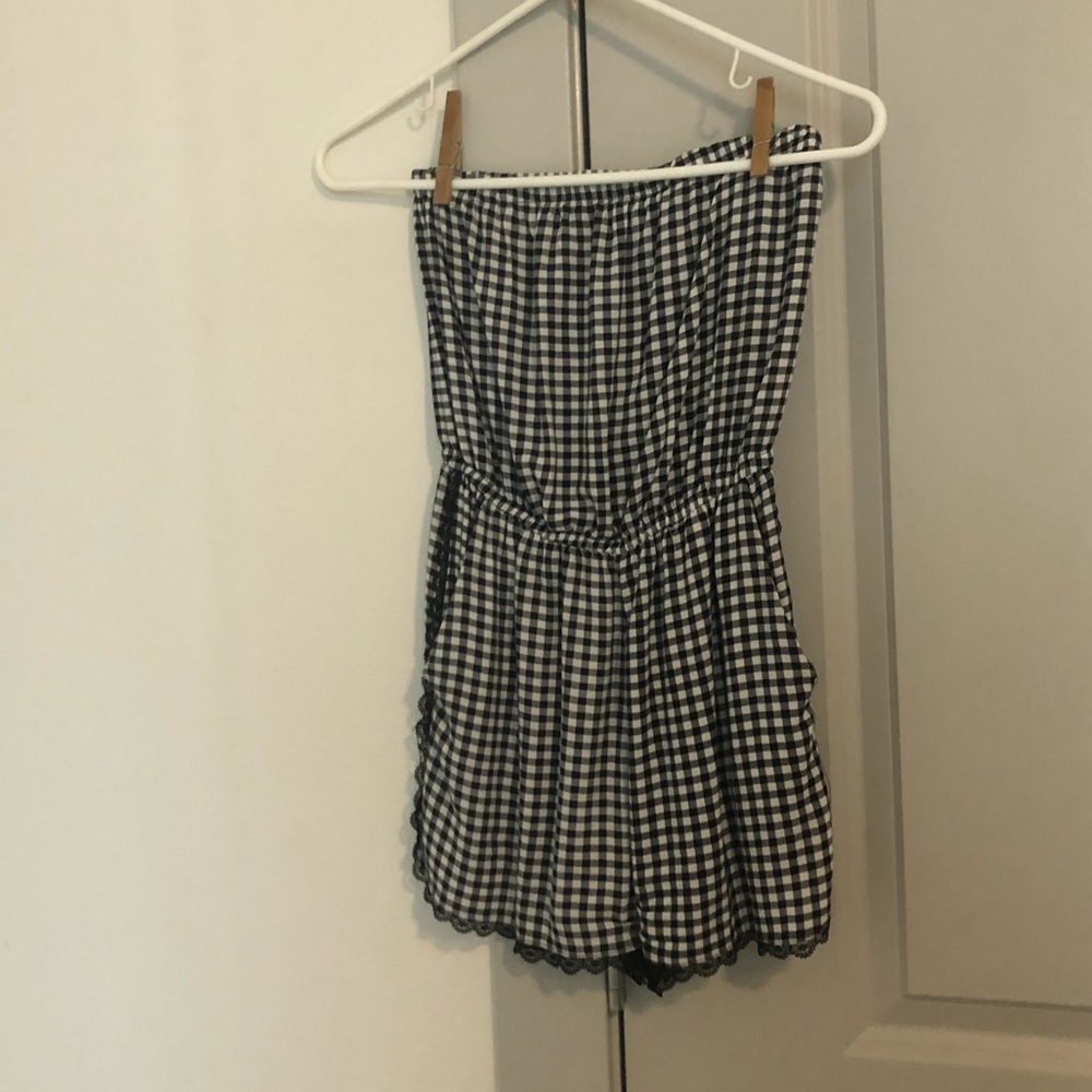 *DONATING SOON* Charlotte Russe Romper